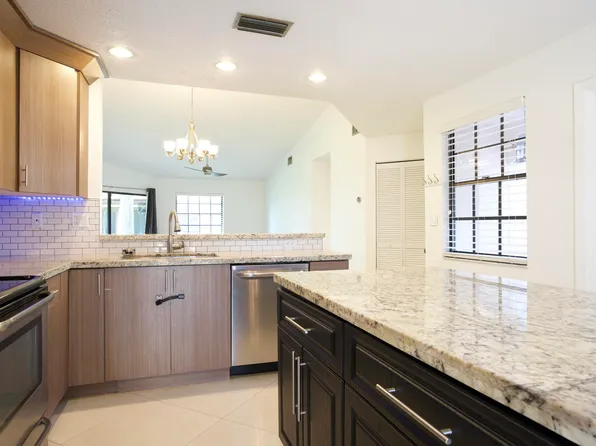 8989 W Sunrise Blvd, Plantation, FL 33322