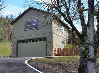 486 Old Ferry Rd, Shady Cove, OR