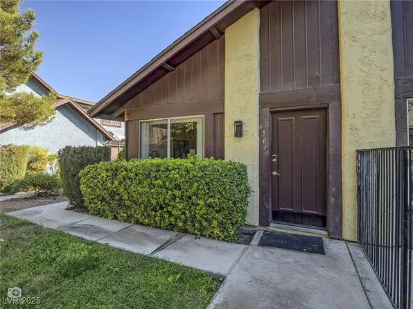 4504 Del Oro Dr, Las Vegas, NV 89102