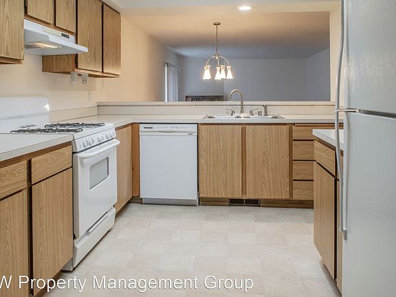2nd image of 4303 80th St NE #B