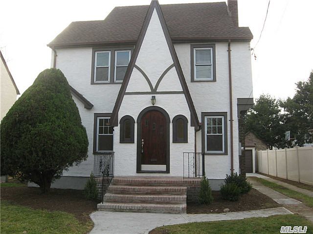 1st image of 220 Spruce St