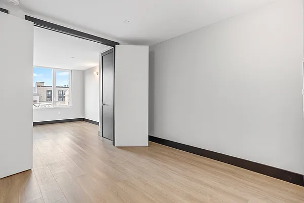 Rented by Reavis | media 28