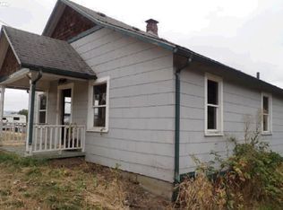 313 W 7th St, Rainier, OR 97048