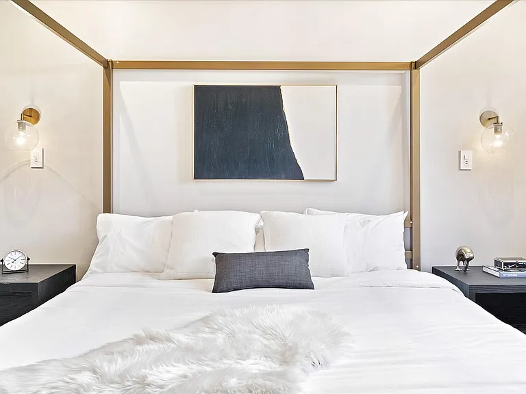 Bedroom 5 (Ensuite)