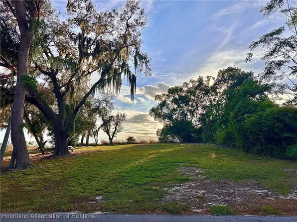 100 Lake Byrd Blvd, Avon Park, FL 33825