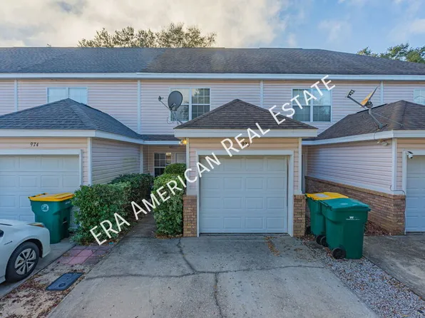 976 Scenic Oak Ln, Fort Walton Beach, FL 32547