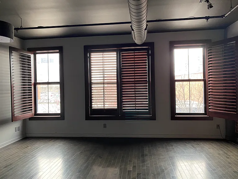 139 E Main St #305 — Photo 4