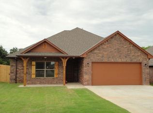 309 Timber Ln, Harrah, OK 73045