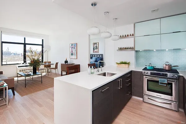 Rented by Corcoran | media 23