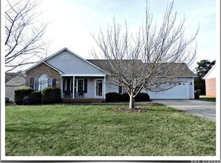 1436 Farmington Hills Dr, Conover, NC 28613