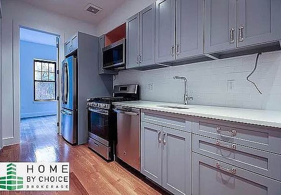 4th image of 303 Harman St APT 1R