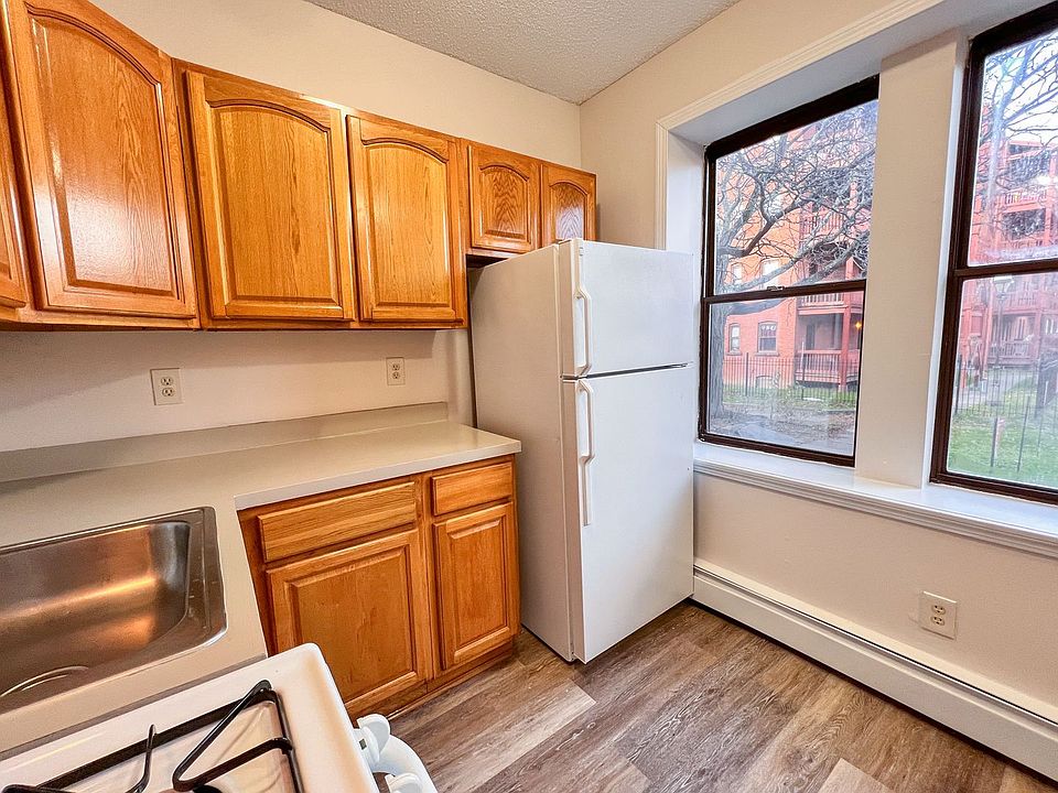 26 Congress St / Luca Investments LLC Apartment Rentals Hartford, CT