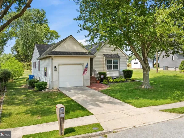 3 Blanche St, Woodstown, NJ 08098