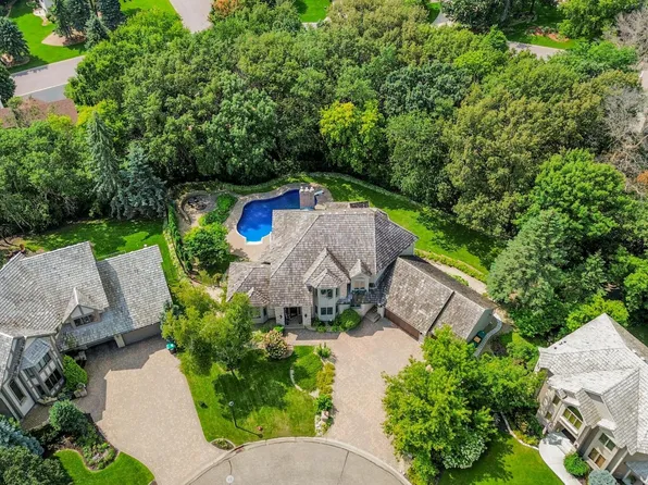 13819 Grothe Cir, Apple Valley, MN 55124