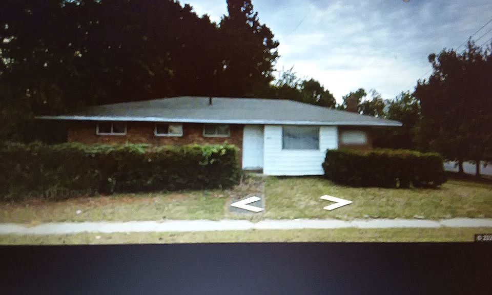 1st image of 4571 Sunrise Hwy