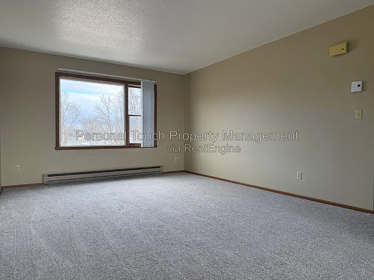 905 19th St SW #5 — Photo 3