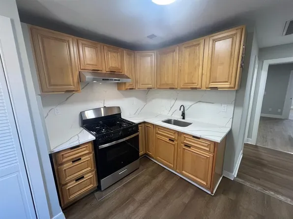 434 W Side Ave #1, Jersey City, NJ 07304