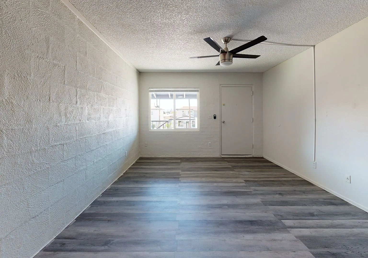 Golden Key Apartments — Photo 4