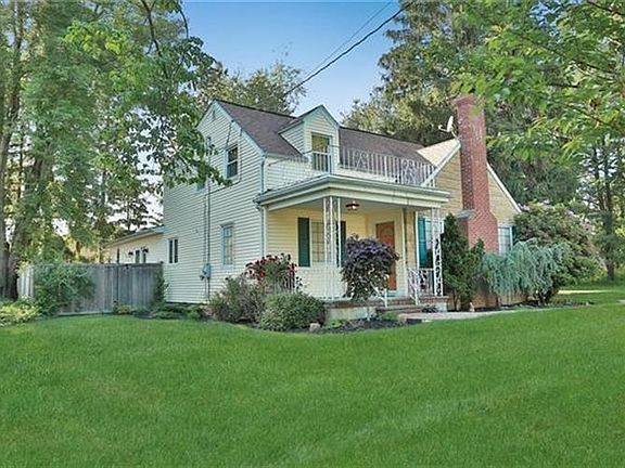 2nd image of 39 Wells Ave