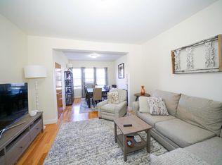 23-30 35th St #2, Astoria, NY 11105