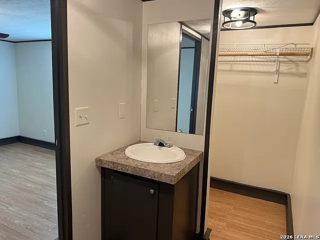 592 Private Road 1508 — Photo 11