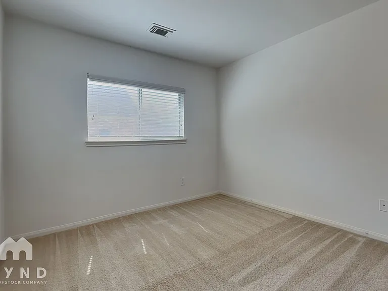 14 E Sage Creek Pl — Photo 15