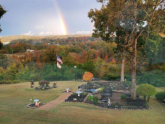 3rd image of 5910 Rainbow Springs Dr