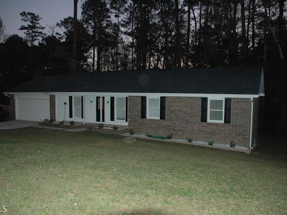 1st image of 1257 Country Lane Dr NE