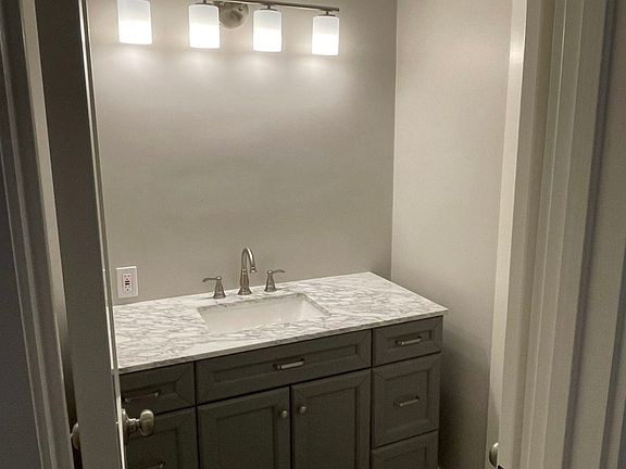 3rd image of 5711 Morningside Ave APT 103