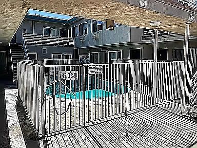 3rd image of 15210 Roscoe Blvd #4