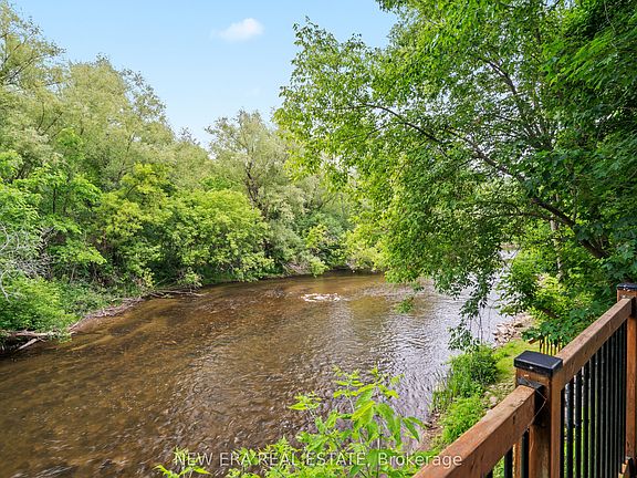 3rd image of 49 Credit Rd