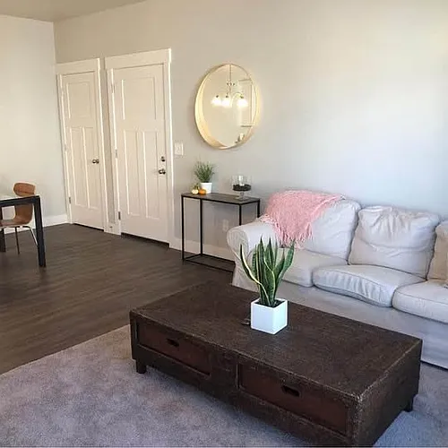 507 N 360 W Photo 1