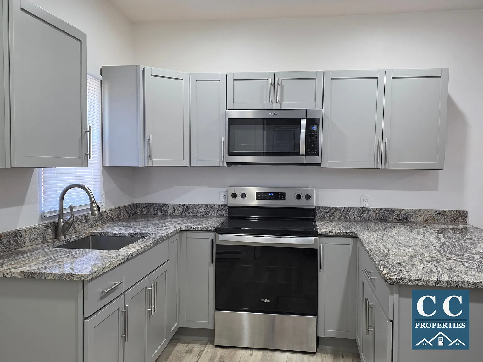 1 bed, $1,000 — Photo 4