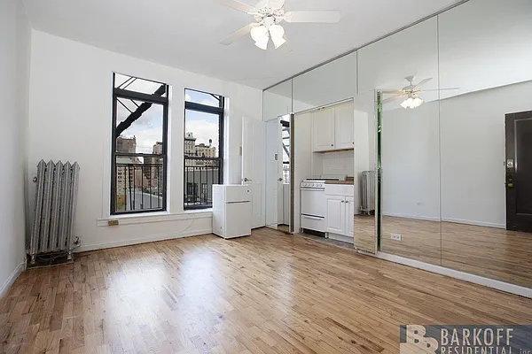 Rented by Barkoff Residential  | media 34