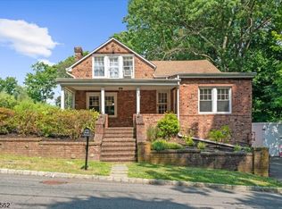 356 New Providence Rd, Mountainside, NJ 07092