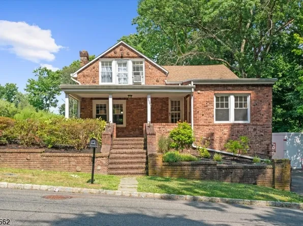 356 New Providence Rd, Mountainside Boro, NJ 07092