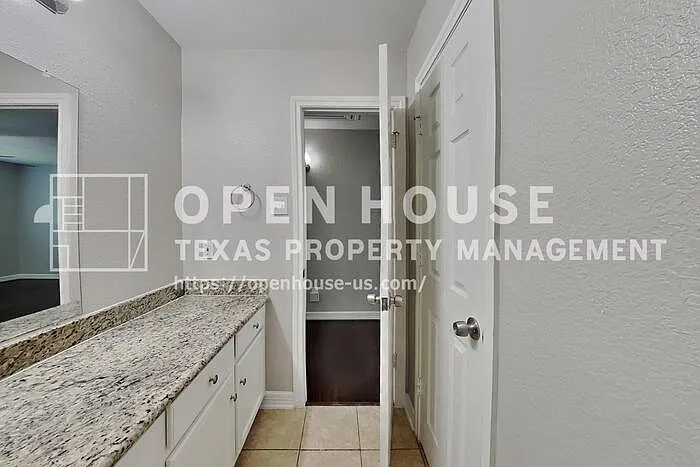 8803 Butterstone Ridge Ln — Photo 18