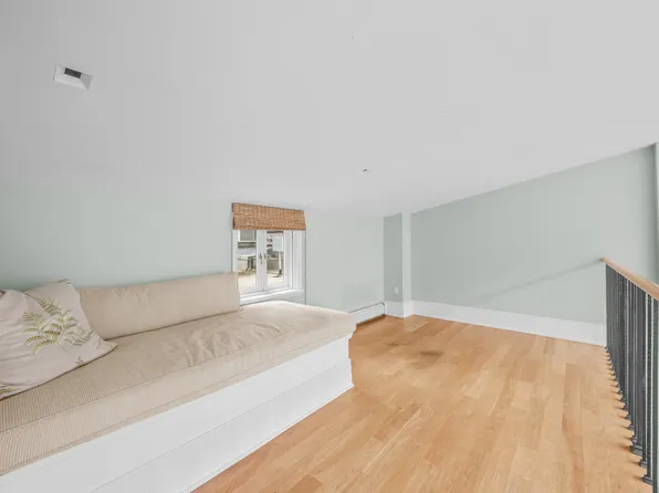 522 East 89th Street image 22 of 41