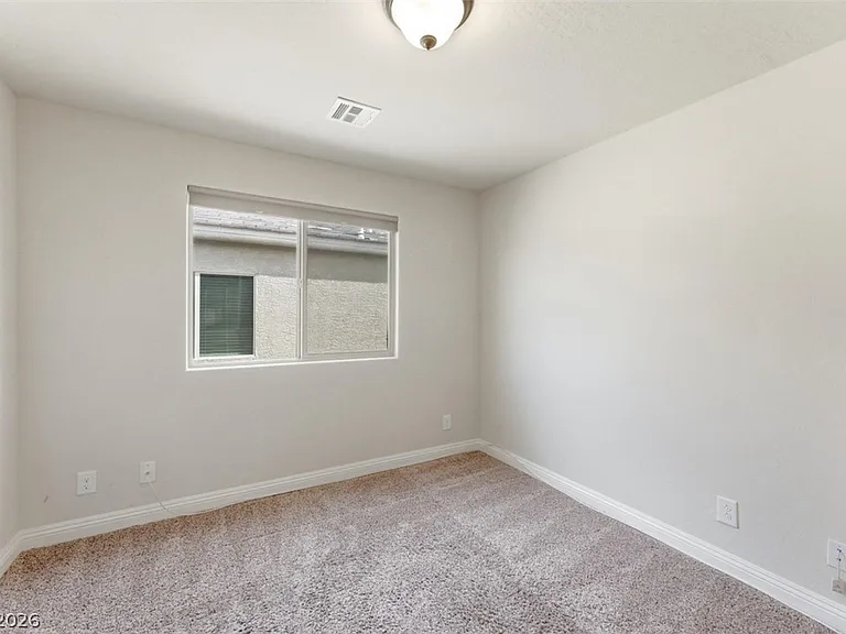 32 Lily Grove Rd — Photo 31