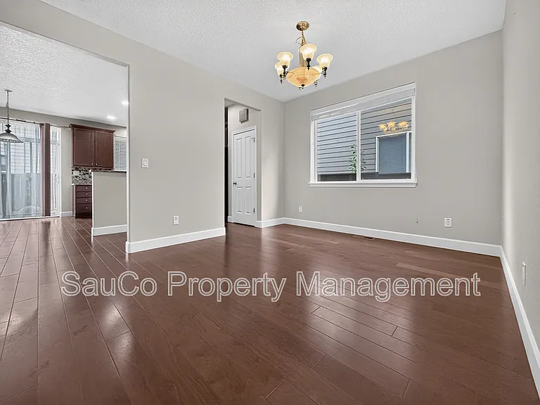 3453 SE Hare Ave — Photo 4