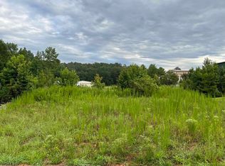 4 Runway Dr, Cleveland, GA 30528