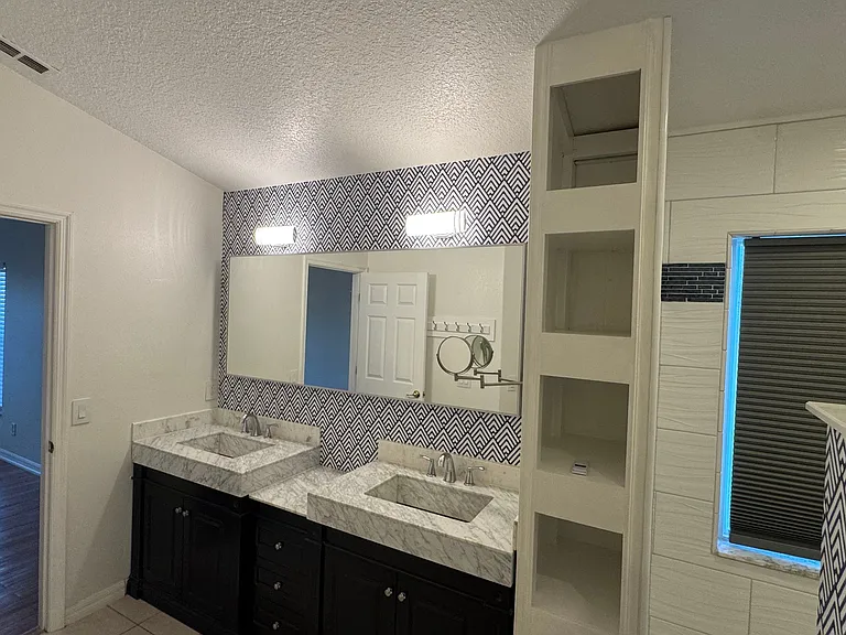 1823 Ashton Dr E — Photo 15