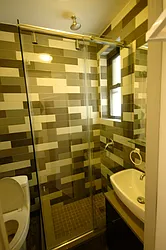 Rented by Realty Advisors Group