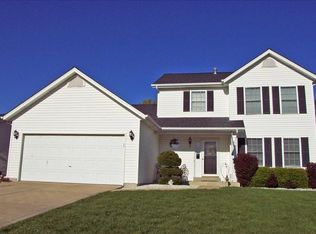 2614 Breezy Point Ln, O'Fallon, MO 63368
