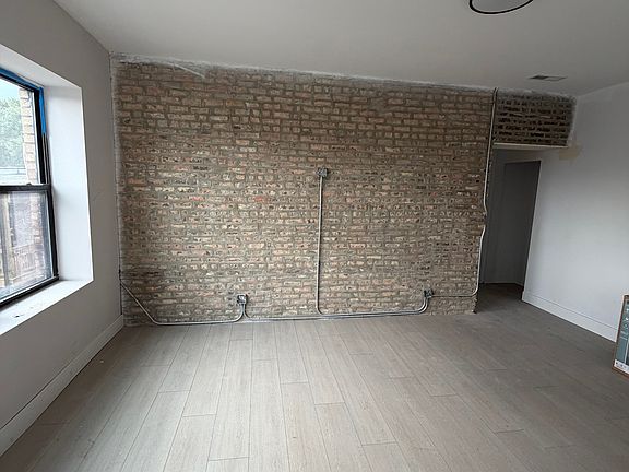 3rd image of 2919 W 24th Blvd APT 3B