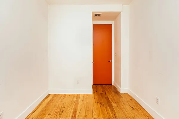 Rented by Nooklyn NYC LLC | media 50