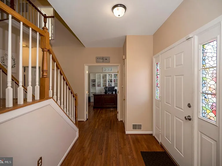 48 Savannah Ct — Photo 12