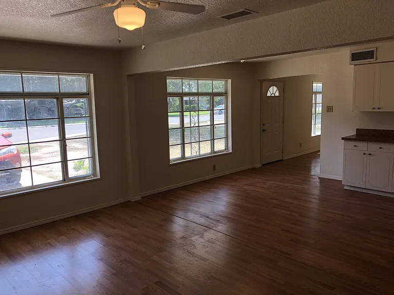8 Aspen Pl — Photo 4