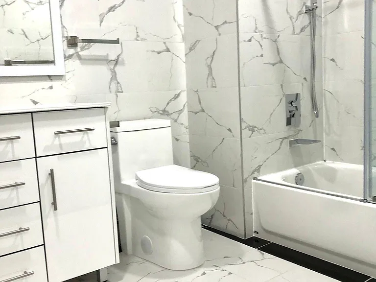 4904 Spruce St #310 — Photo 15