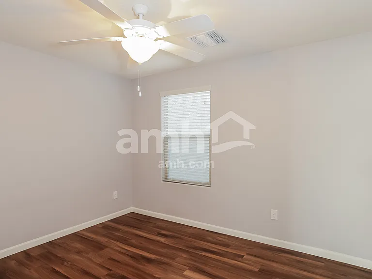 20709 W Stone Hill Rd — Photo 14